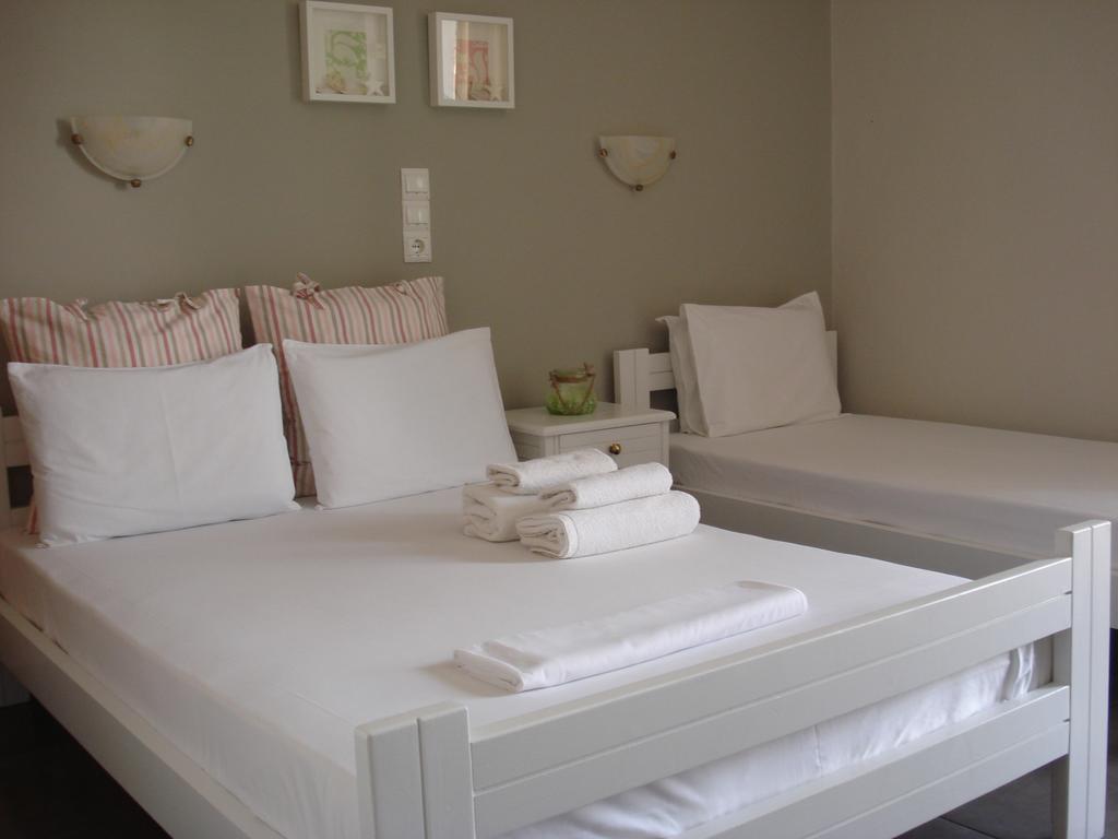 Kochili Hotell Néos Pírgos Rum bild